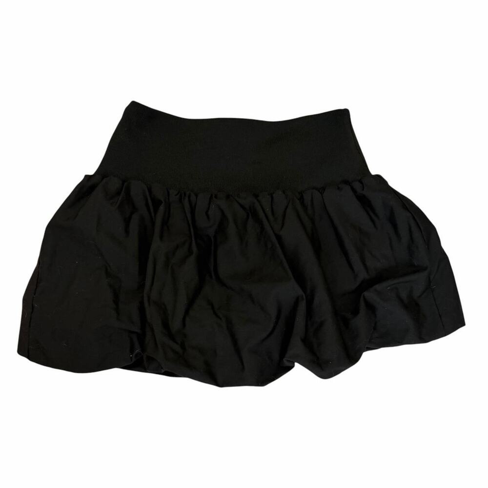 Black bubble mini skirt size L